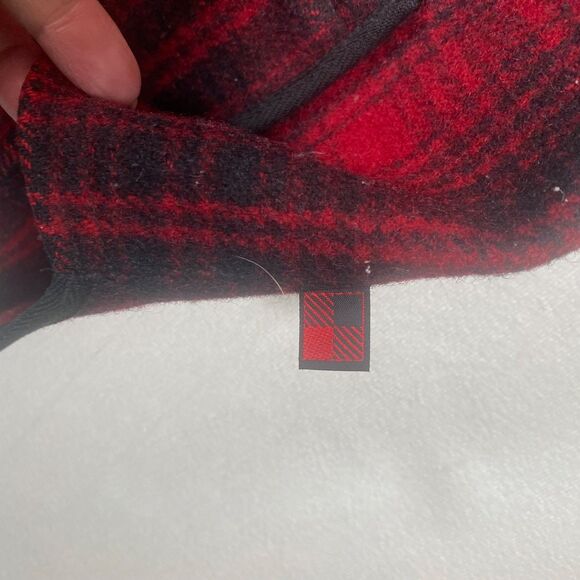 Woolrich Men’s Buffalo Plaid Full Zip Vest – Red/Black, Size XL - Picture 7 of 10